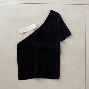 Bershka Black One-Shoulder Short Sleeve Top